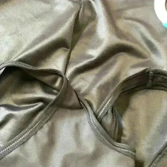 T C Shapewear Size S - Picture 7 of 8